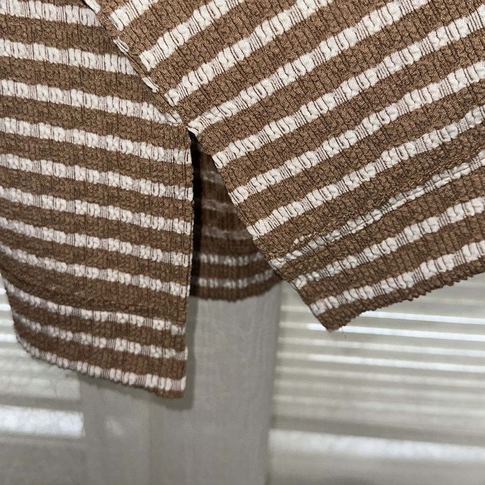 ALTAR’D STATE XS White Tan Soft Striped Kameron Urban Ribbed V-Neck Tunic Top - Picture 15 of 16